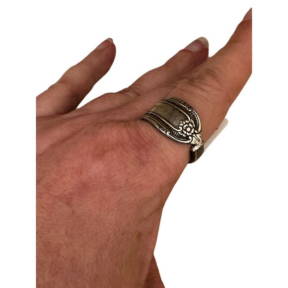 Floral Size 9 Sterling Silver Plated Spoon Ring - Picture 5 of 6
